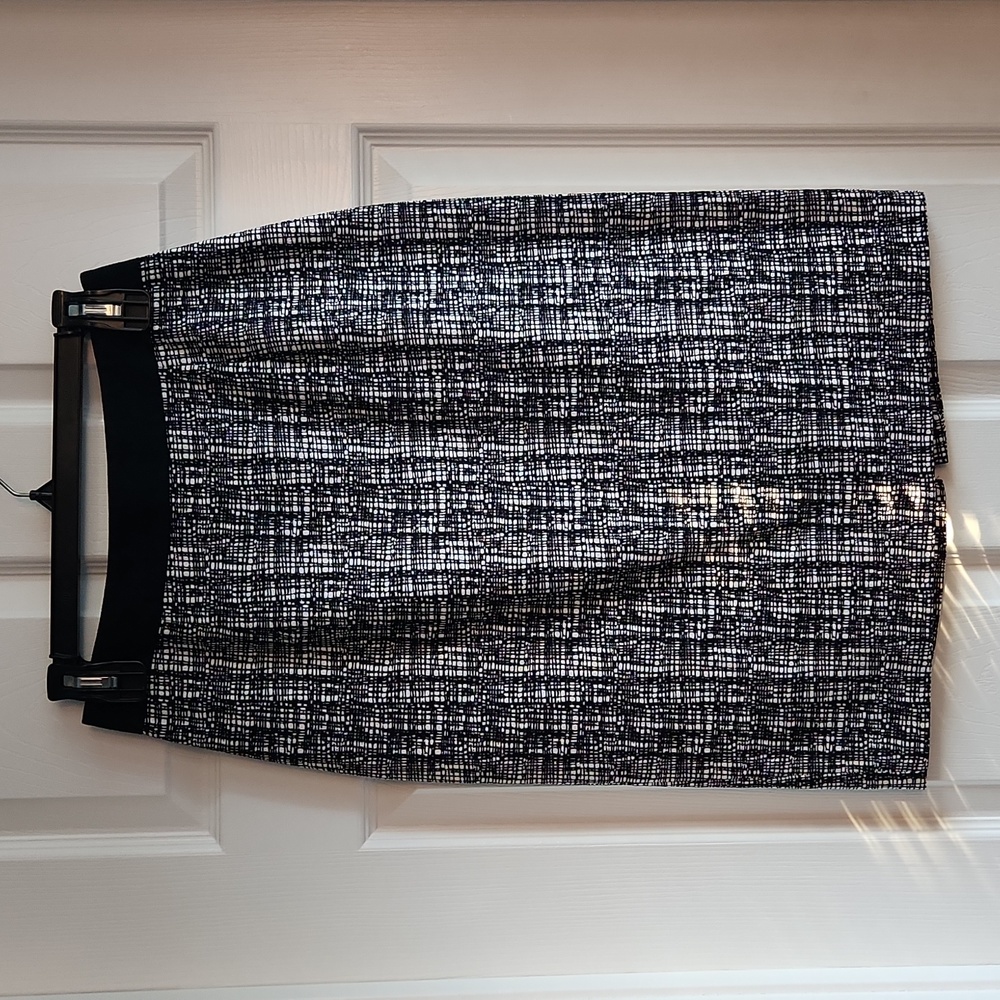 Halogen Black and White Pencil Skirt